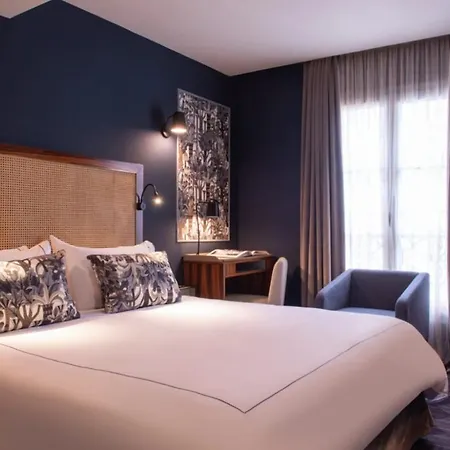 Hotel Montmartre Mon 4*