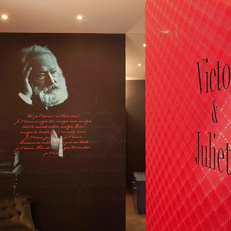 Hotel Montmartre Mon 4*