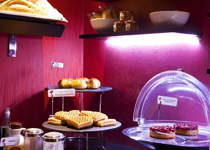 Hotel Montmartre Mon 4*